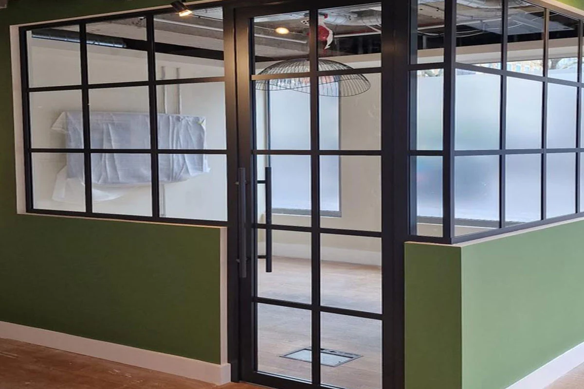 Finishing & Enhance - Glazed Partitions