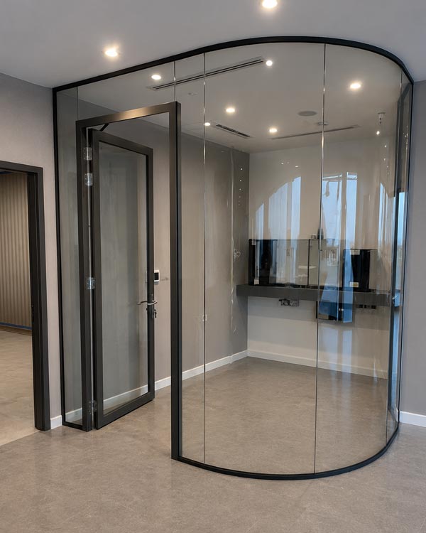 180 Brompton Road - Curved Glazed Partitions - Clear Partitions