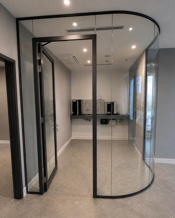 180 Brompton Road - Curved Glazed Partitions - Clear Partitions