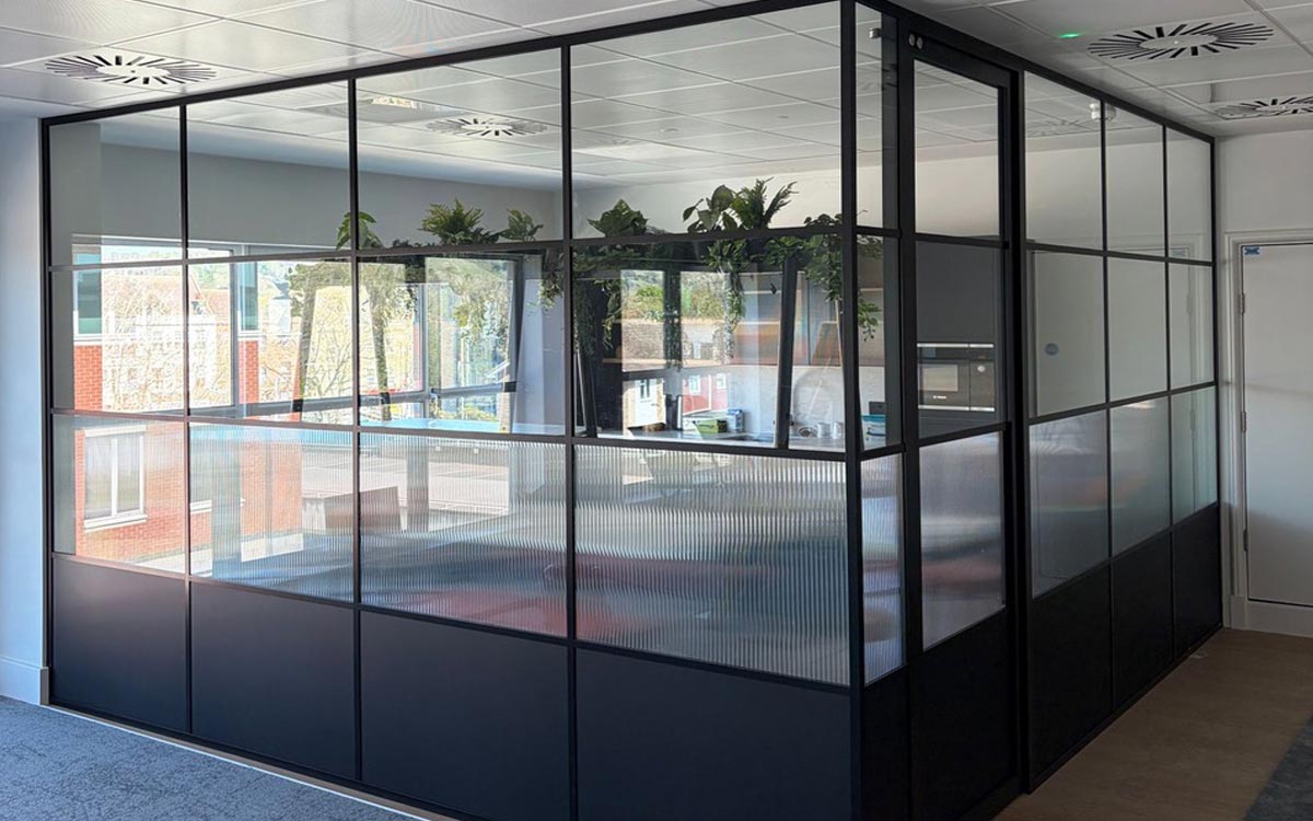 45 London Road Reigate - Single Glazed Partitions - Clear Partitions