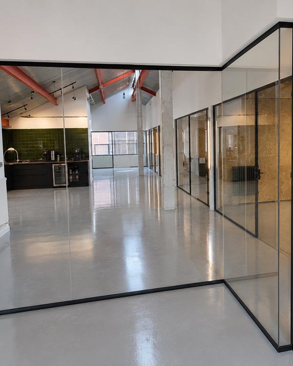 Aviation Glass Partitions - London - Clear Partitions
