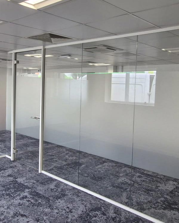 Decorative Glass Walls - London - Clear Partitions