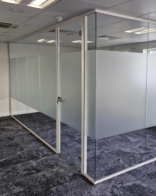 Frameless Glass Partitions - London - Clear Partitions
