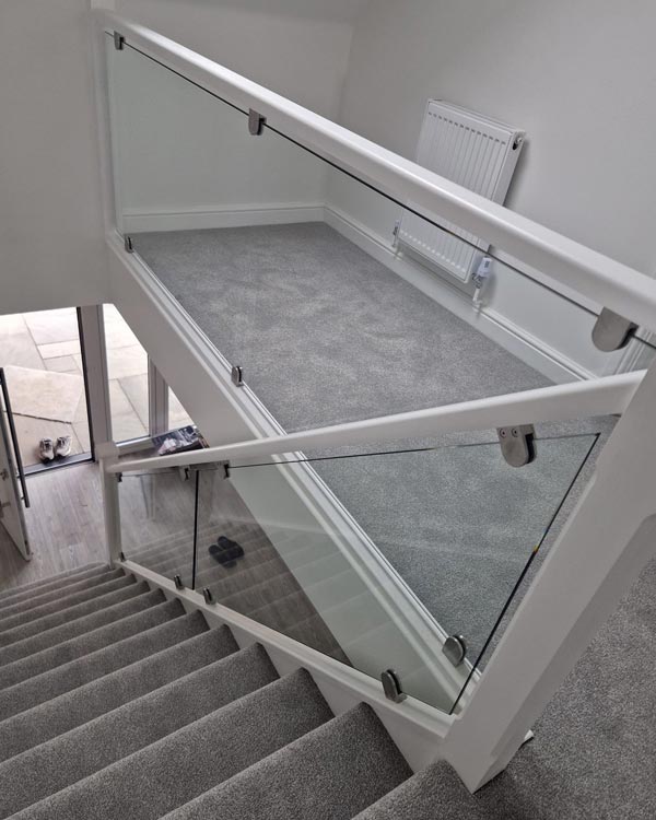 Frameless Glass Staircases - London - Clear Partitions