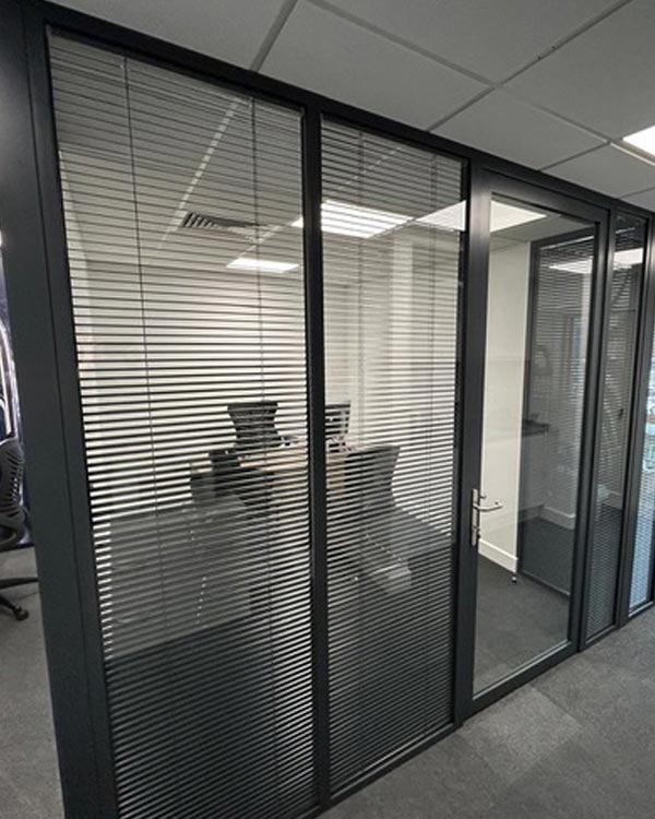 Home Office Room Divider - London - Clear Partitions