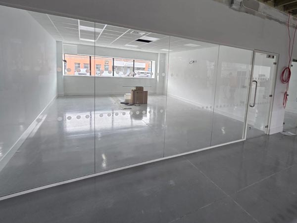 Retail Glass Partitions - London - Clear Partitions
