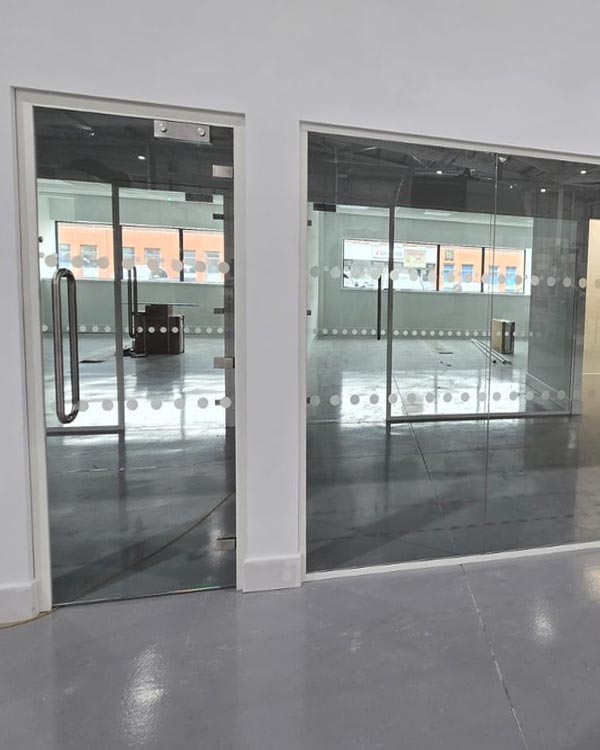 Single Glazed Partitions - London - Clear Partitions