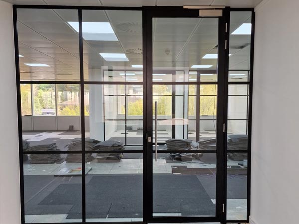 Trade Glass Partitions - London - Clear Partitions